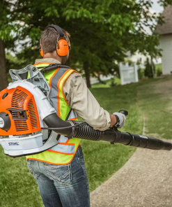 Leaf Blower - Back Pack Blower Commercial Pro Grade -   Stihl BR600